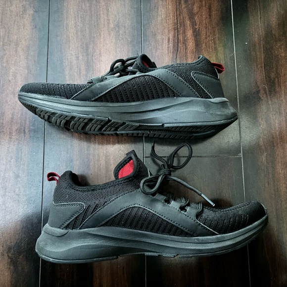 FUSE53 Casual Running Style shoes - Picture 3 of 3